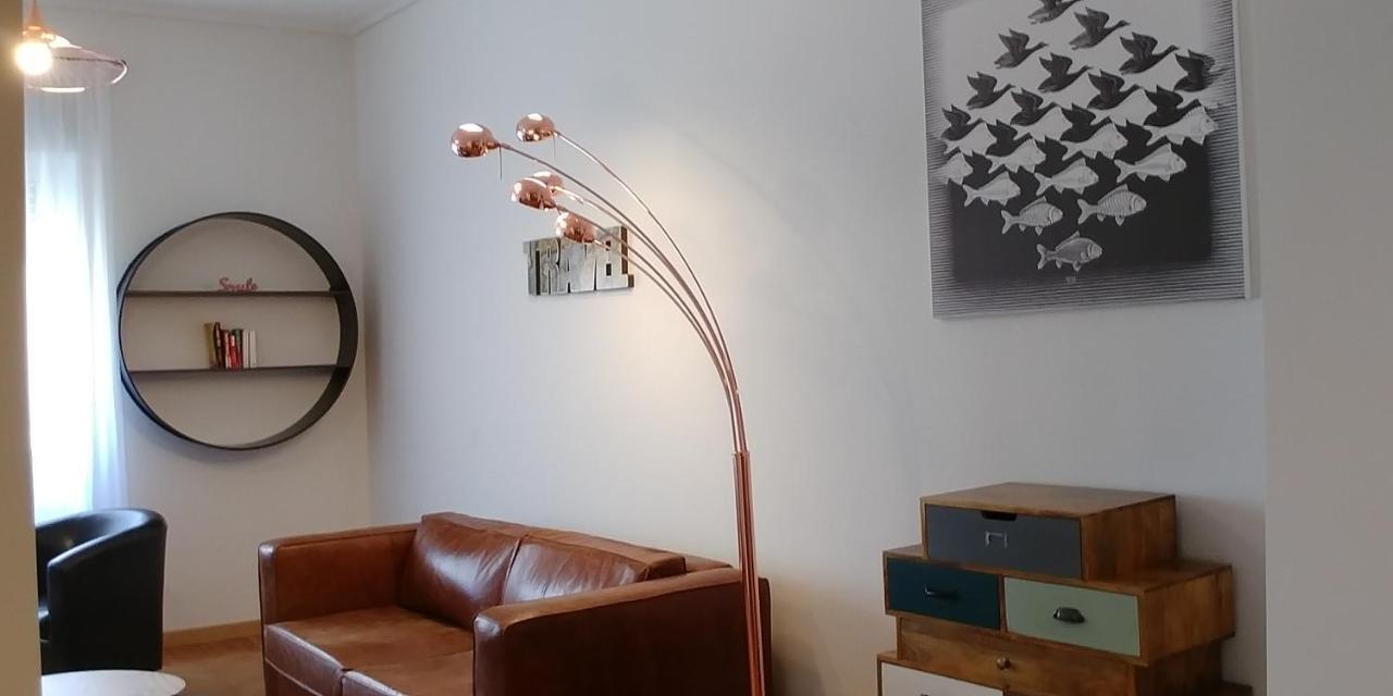 Roomy Apartment Duomo & San Babila Milan Bagian luar foto